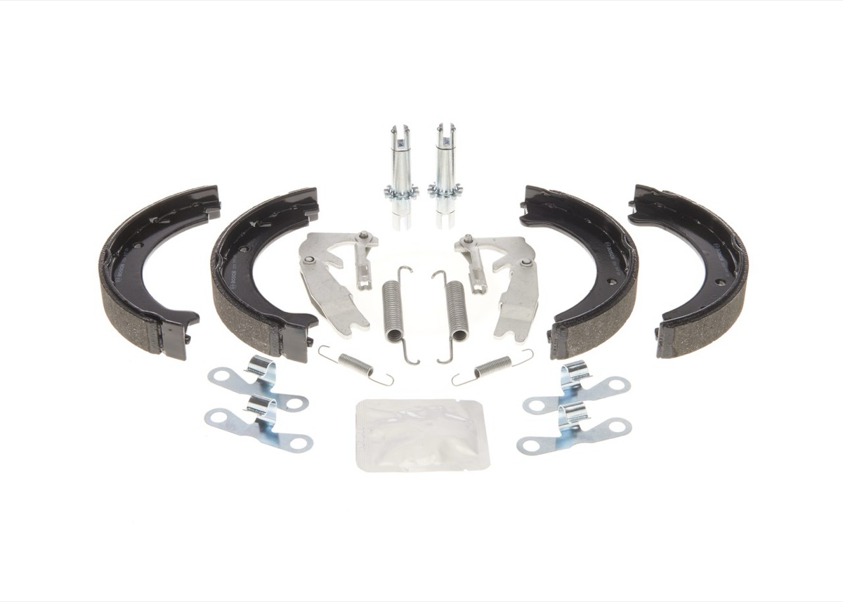 Bosch 0 204 113 826 Drum Brake Kit