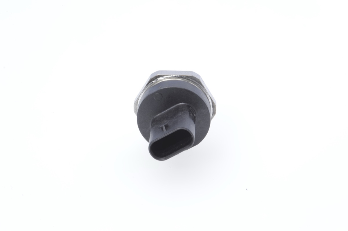 Bosch 0 261 545 062 Fuel Pressure Sensor