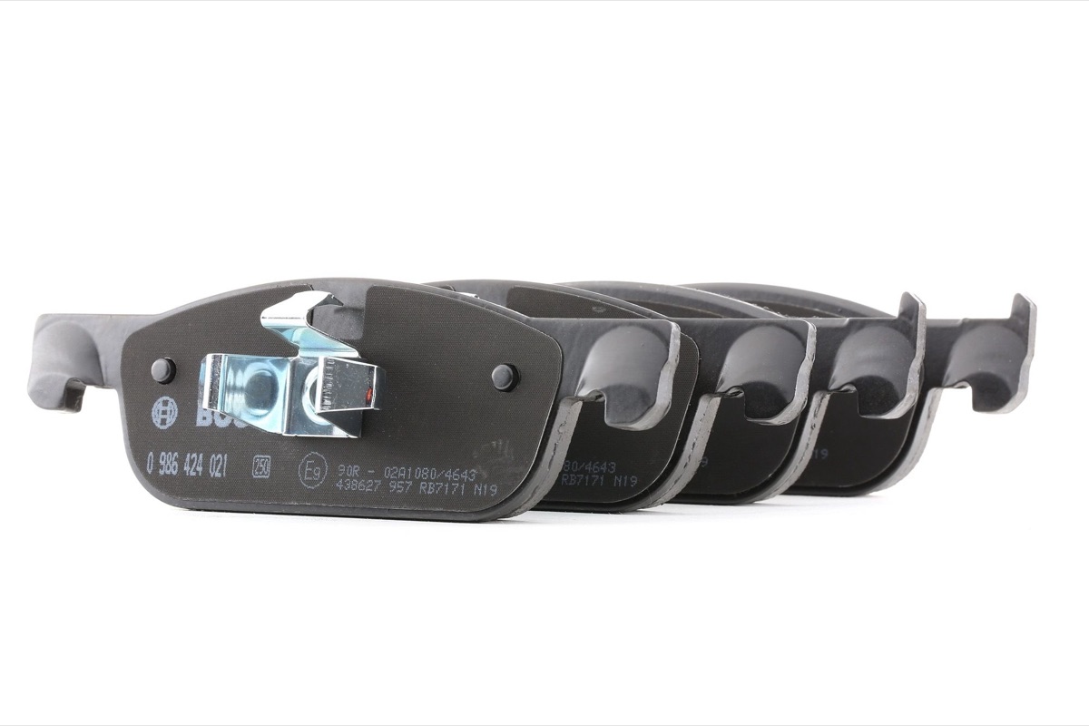 Bosch 0 986 424 021 Brake Pad Set