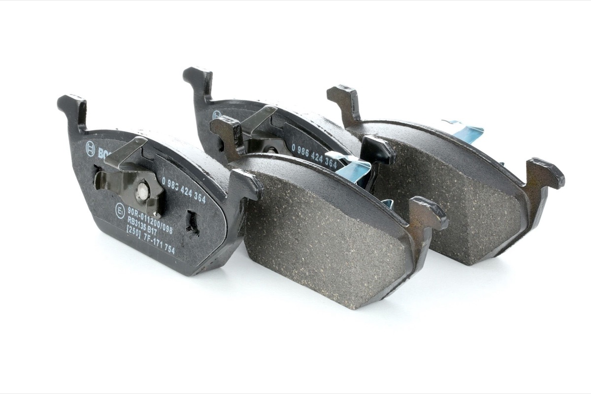 Bosch 0 986 424 364 Brake Pad Set