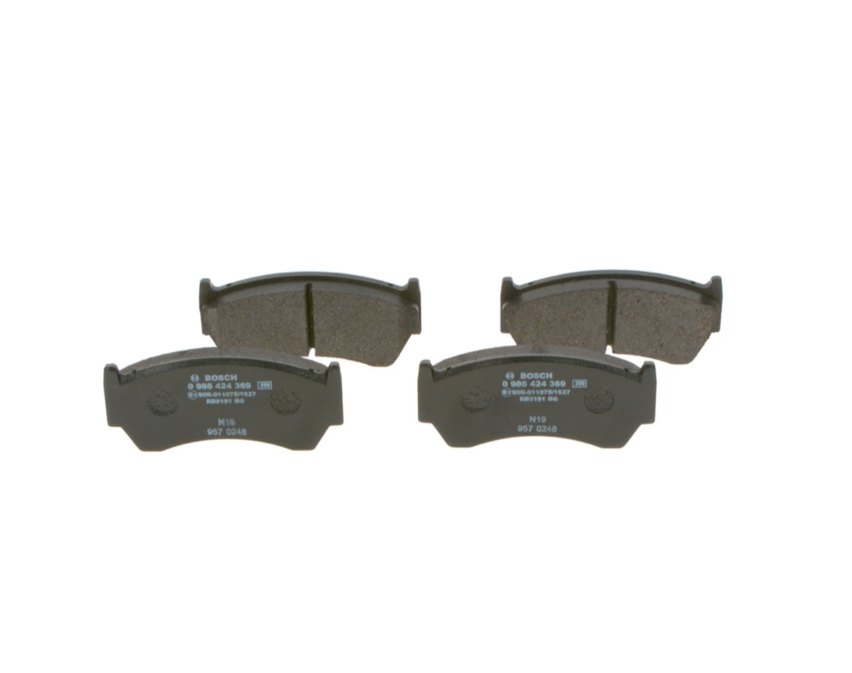Bosch 0 986 424 369 Brake Pad Set