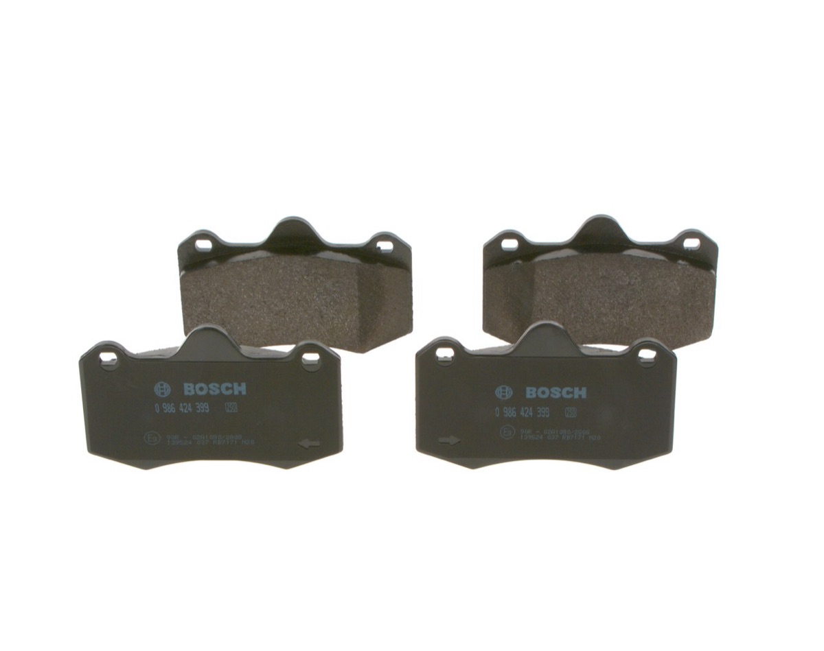 Bosch 0 986 424 399 Brake Pad Set