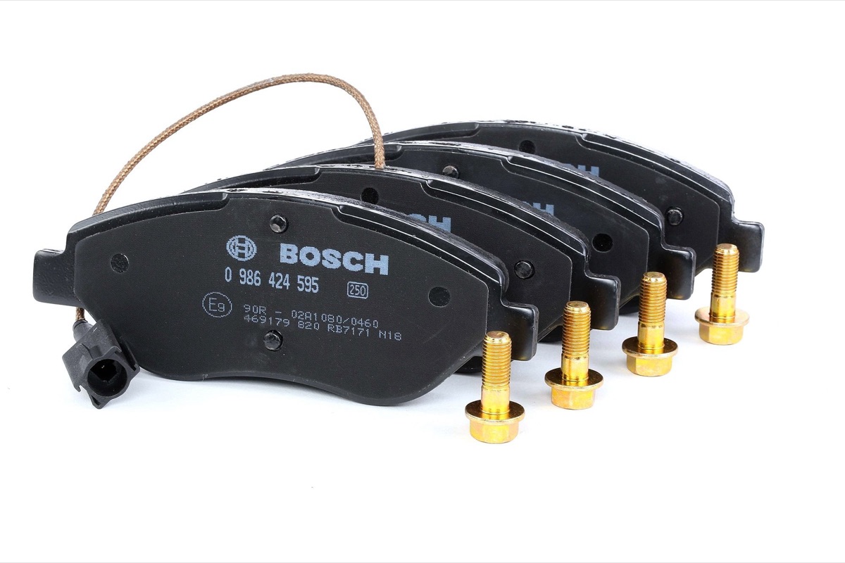 Bosch 0 986 424 595 Brake Pad Set