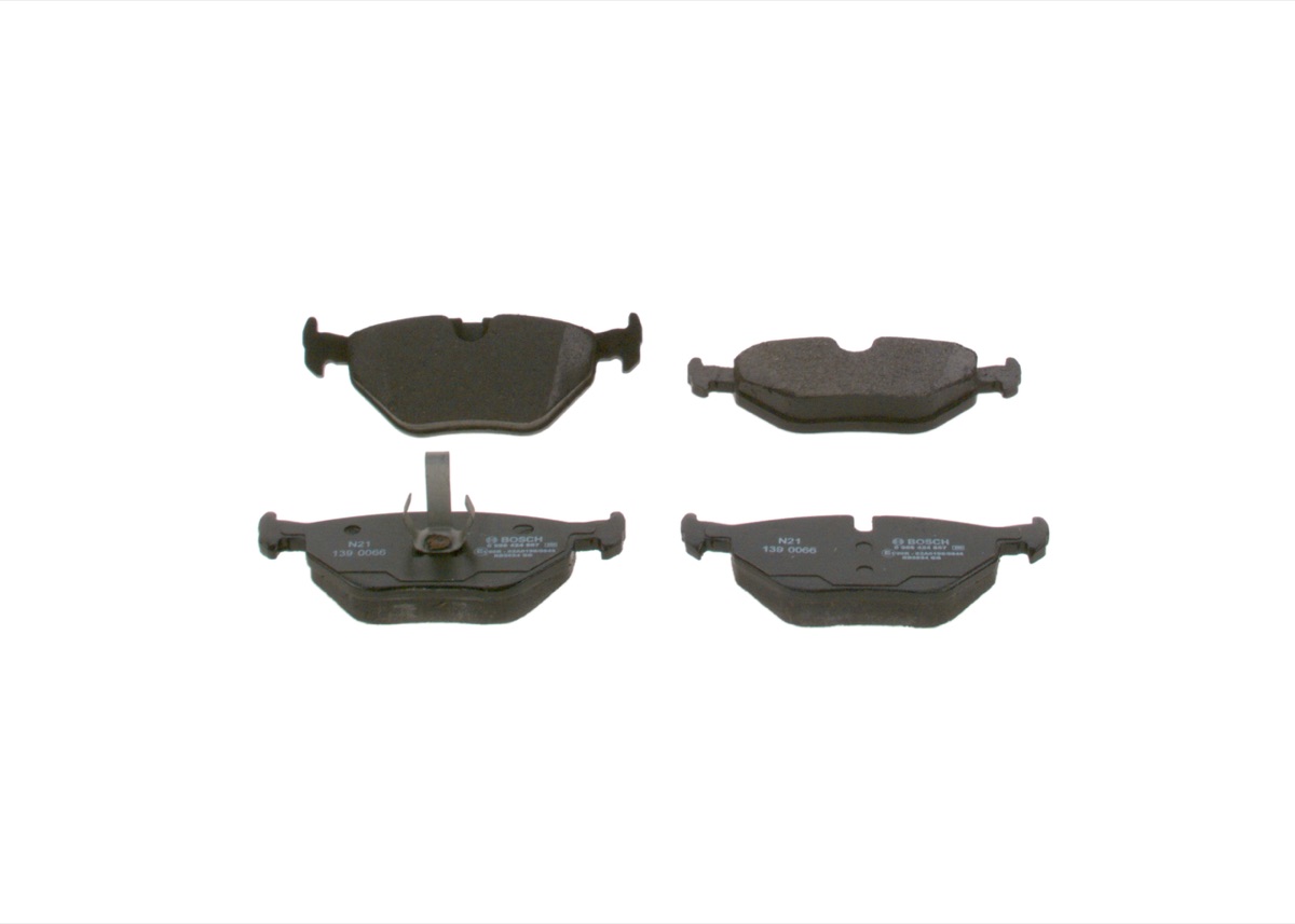 Bosch 0 986 424 667 Brake Pad Set