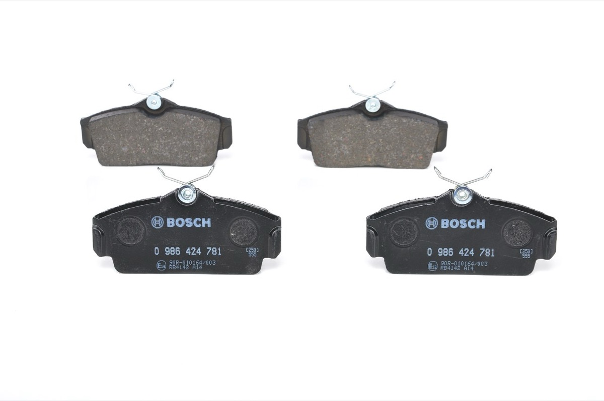 Bosch 0 986 424 781 Brake Pad Set