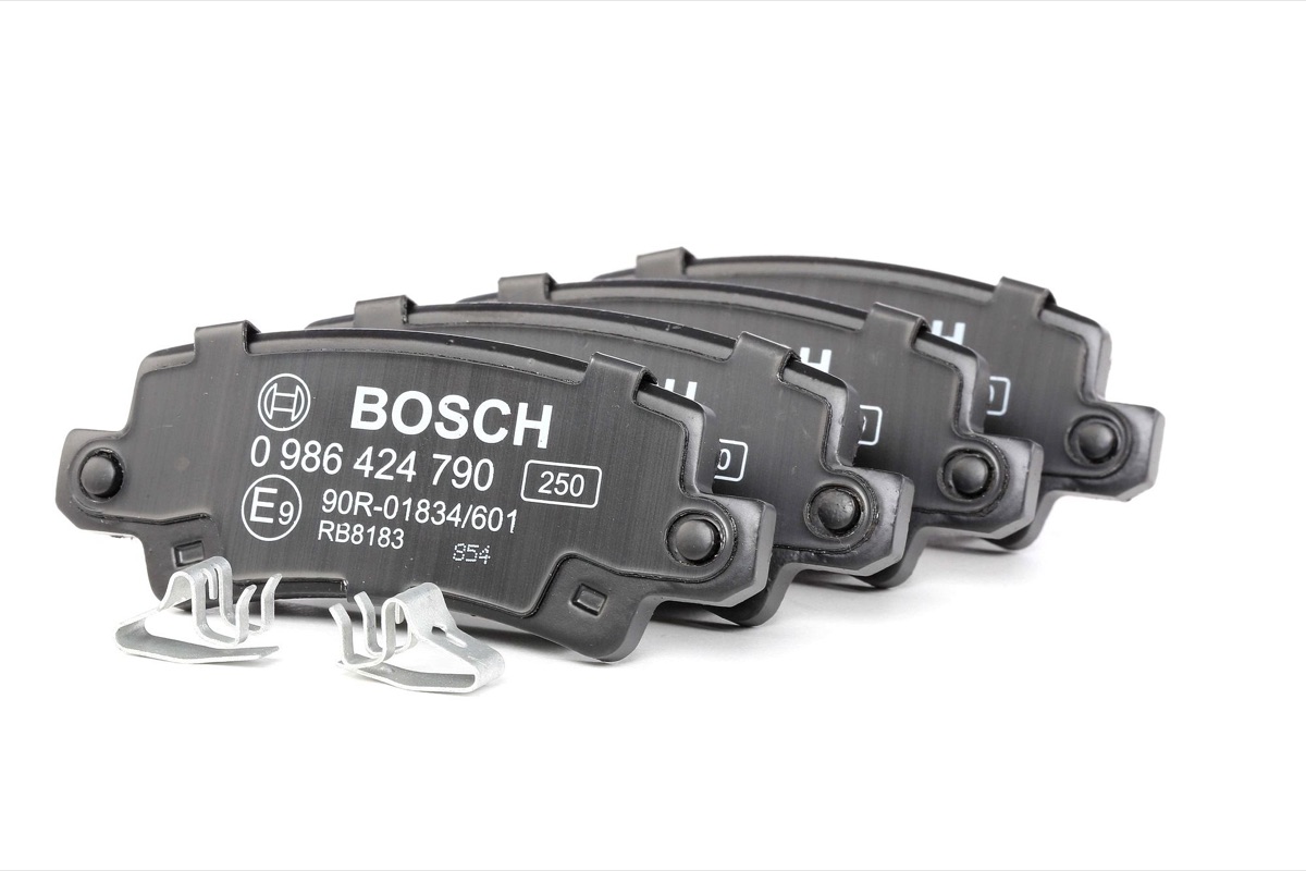Bosch 0 986 424 790 Brake Pad Set