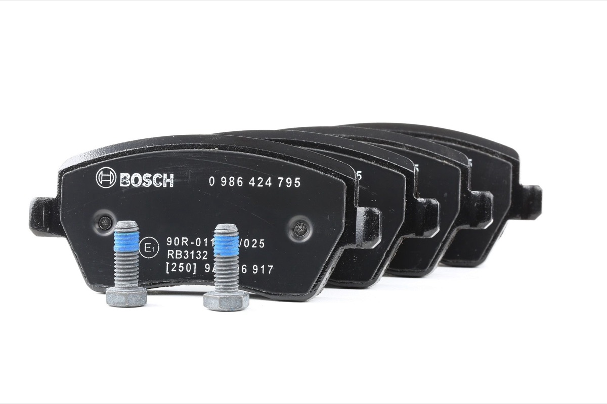 Bosch 0 986 424 795 Brake Pad Set