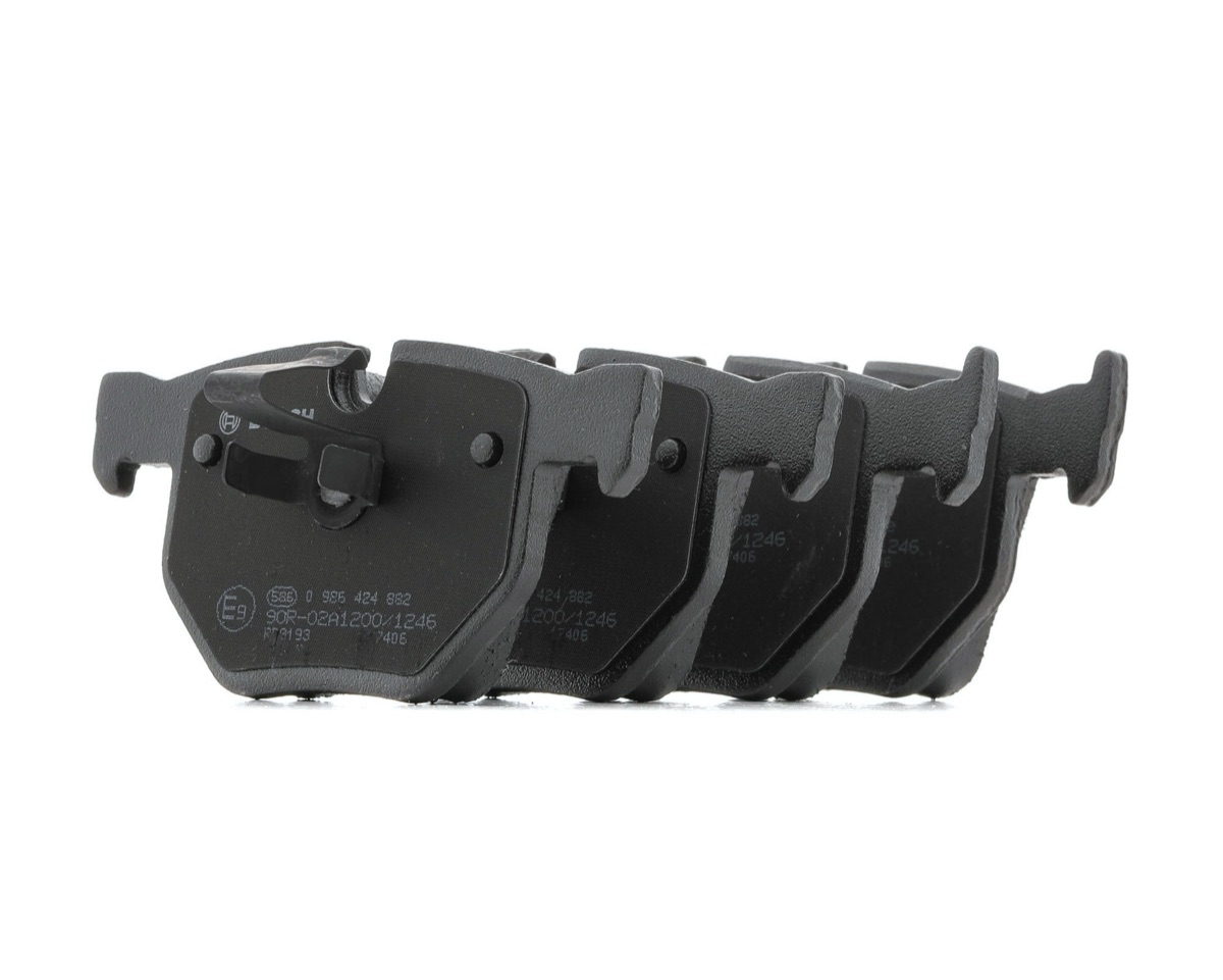 Bosch 0 986 424 882 Brake Pad Set