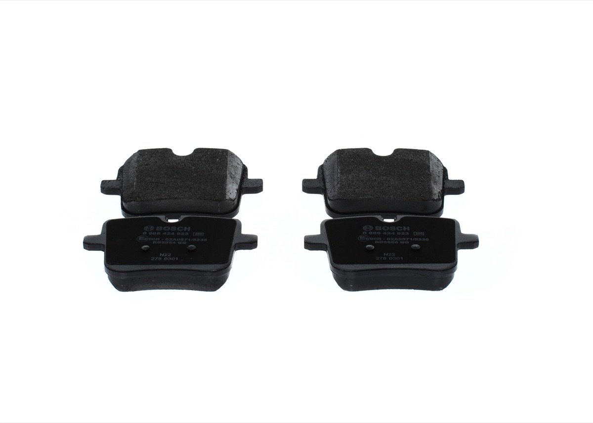 Bosch 0 986 424 923 Brake Pad Set