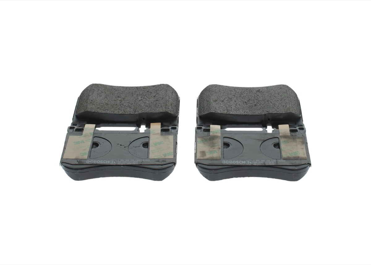 Bosch 0 986 460 124 Brake Pad Set