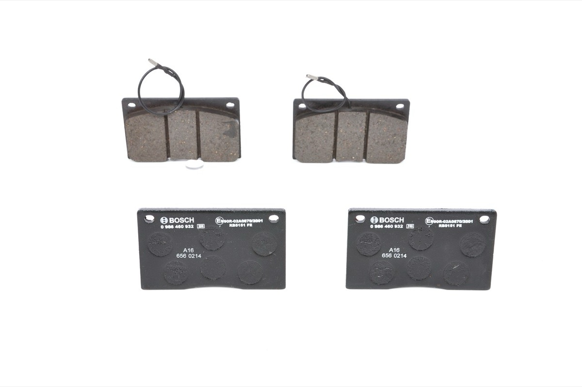 Bosch 0 986 460 932 Brake Pad Set
