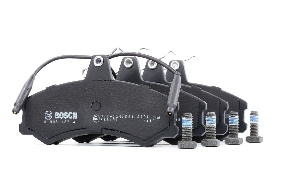 Bosch 0 986 467 411 Brake Pad Set