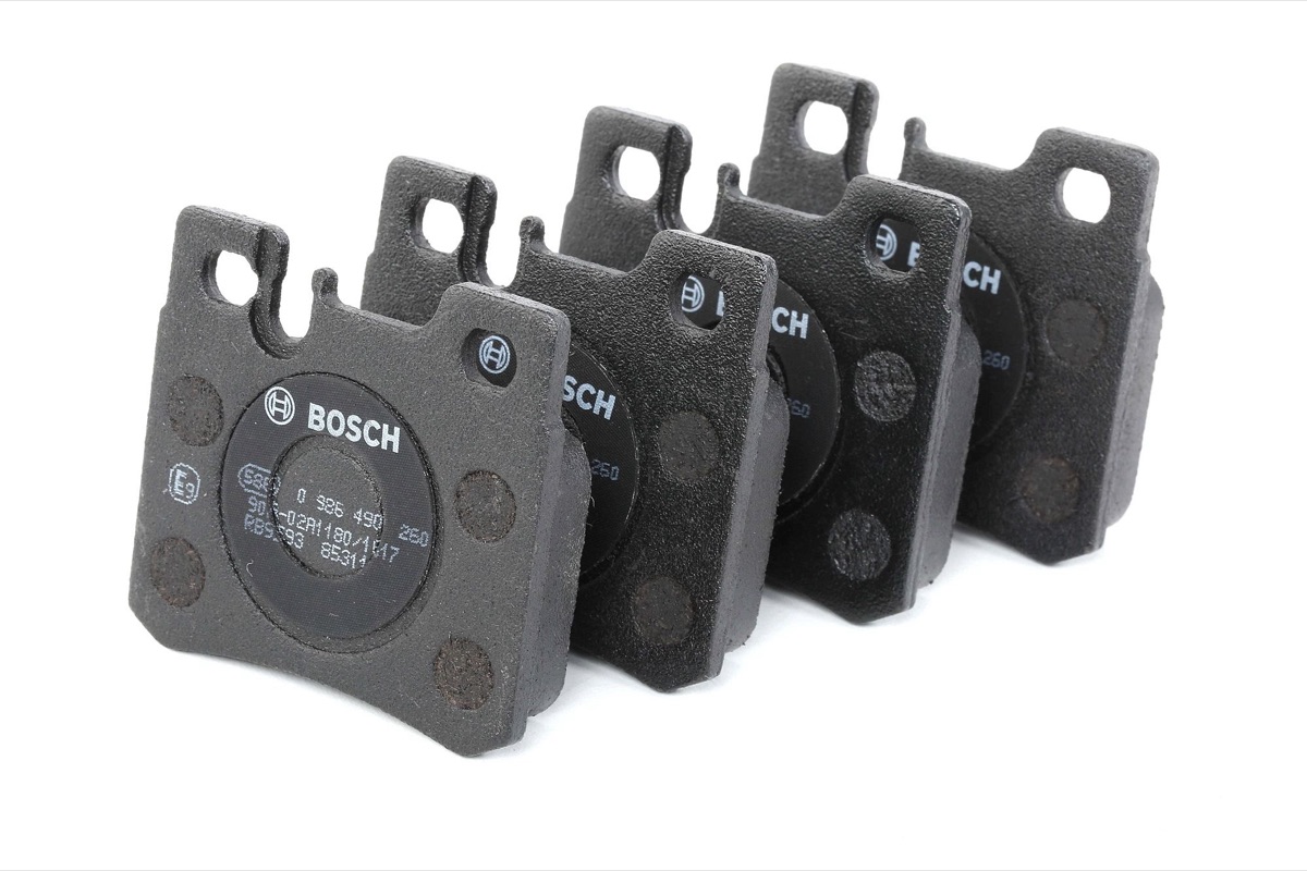 Bosch 0 986 490 260 Brake Pad Set
