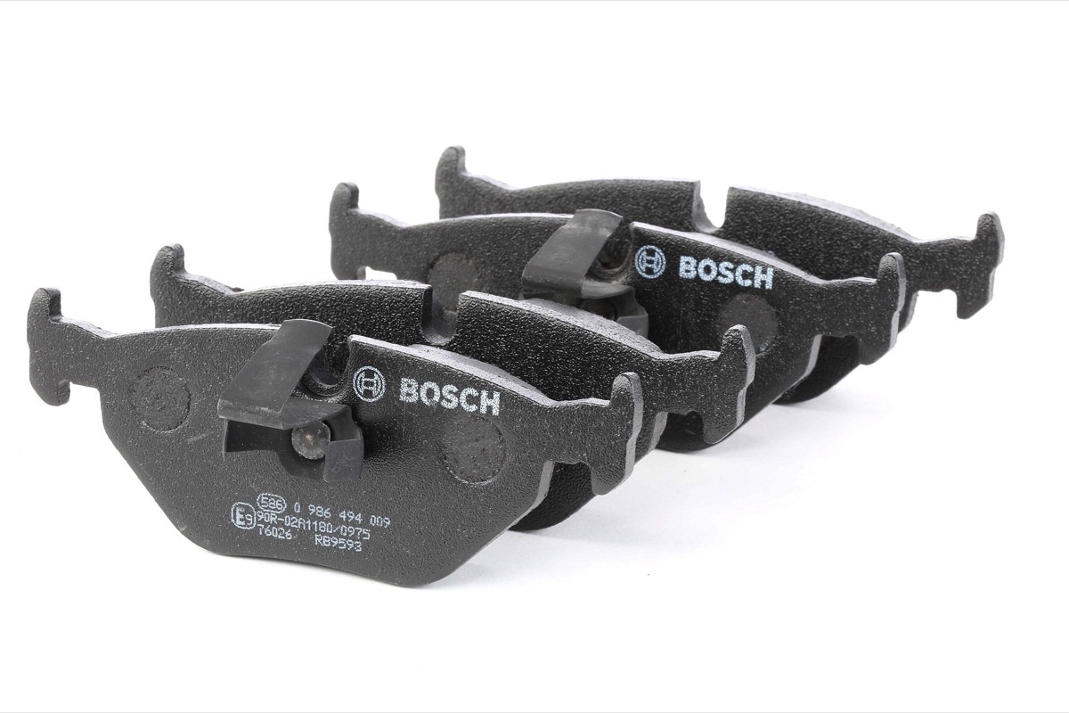 Bosch 0 986 494 009 Brake Pad Set