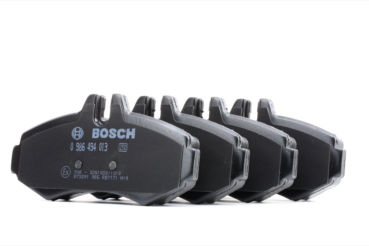 Bosch 0 986 494 013 Brake Pad Set