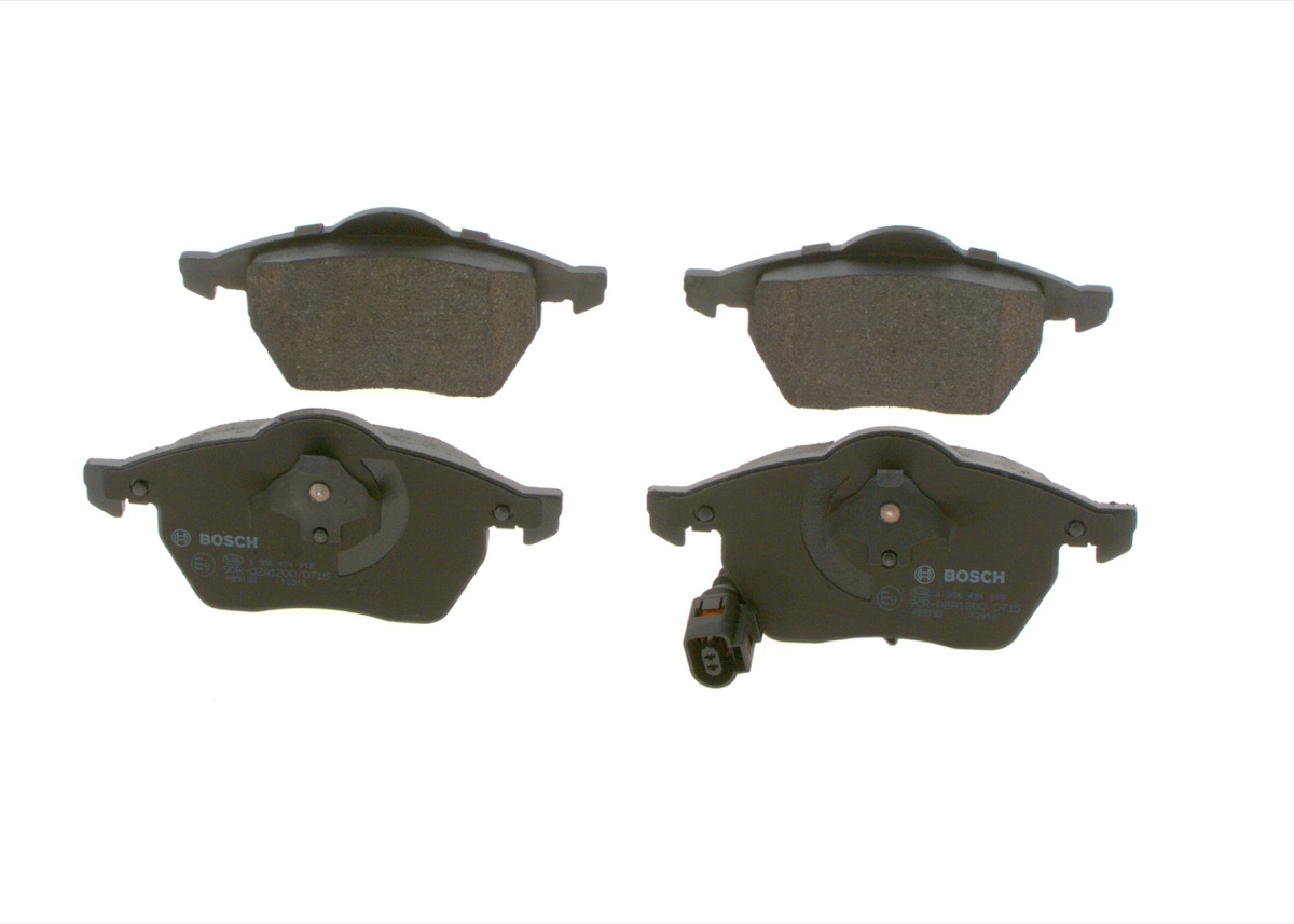 Bosch 0 986 494 018 Brake Pad Set