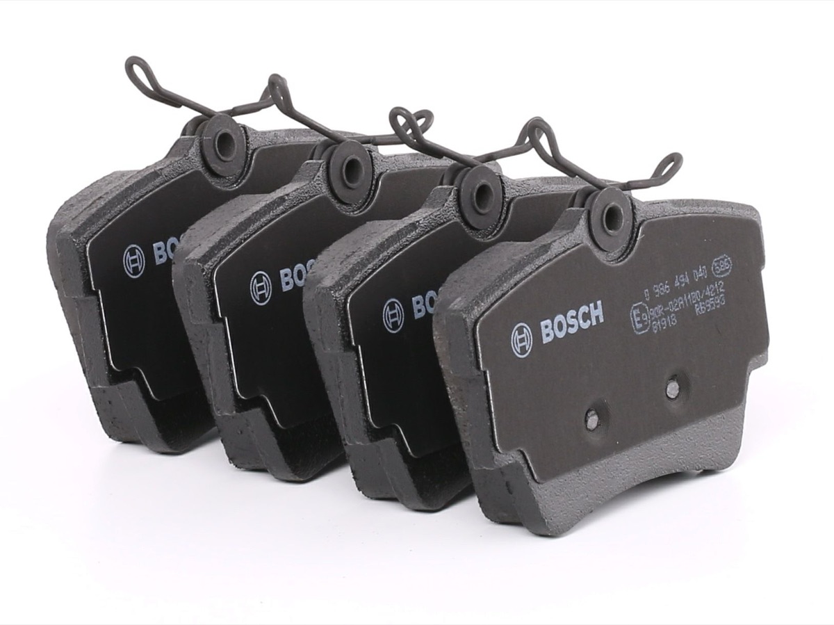 Bosch 0 986 494 040 Brake Pad Set