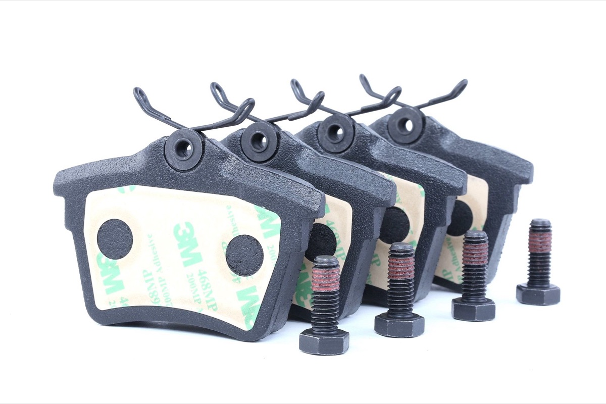 Bosch 0 986 494 095 Brake Pad Set