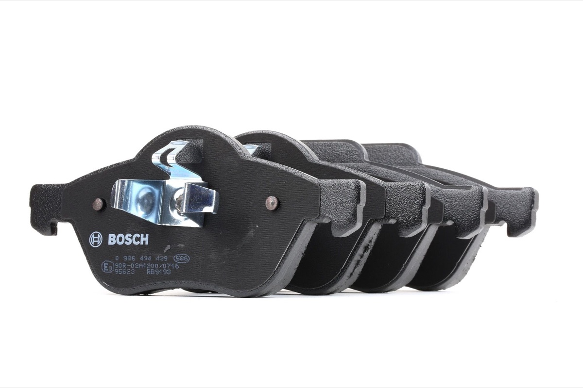 Bosch 0 986 494 439 Brake Pad Set