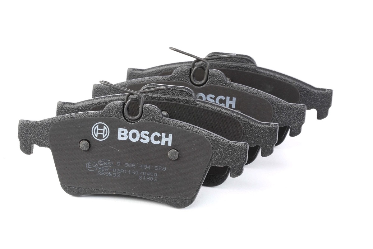 Bosch 0 986 494 528 Brake Pad Set