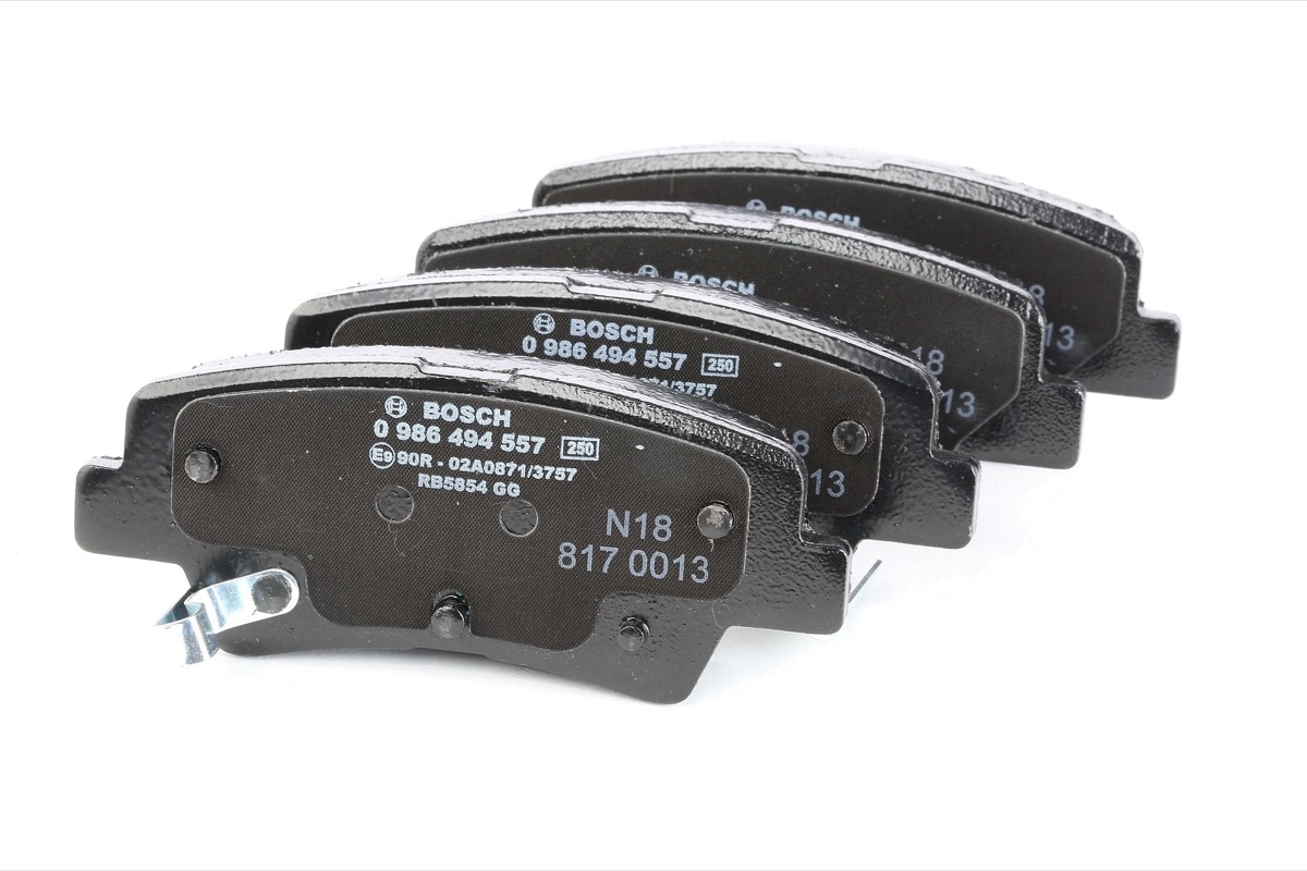 Bosch 0 986 494 557 Brake Pad Set