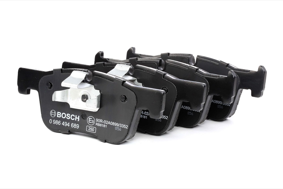 Bosch 0 986 494 689 Brake Pad Set