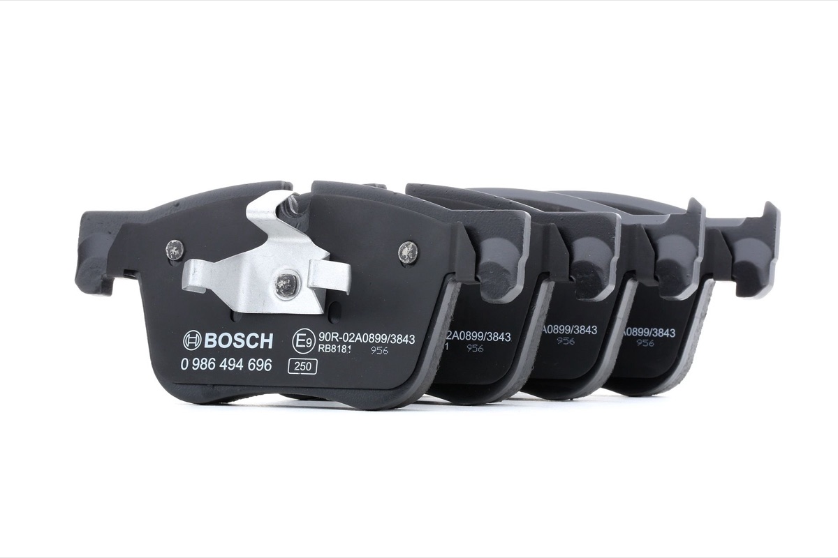 Bosch 0 986 494 696 Brake Pad Set