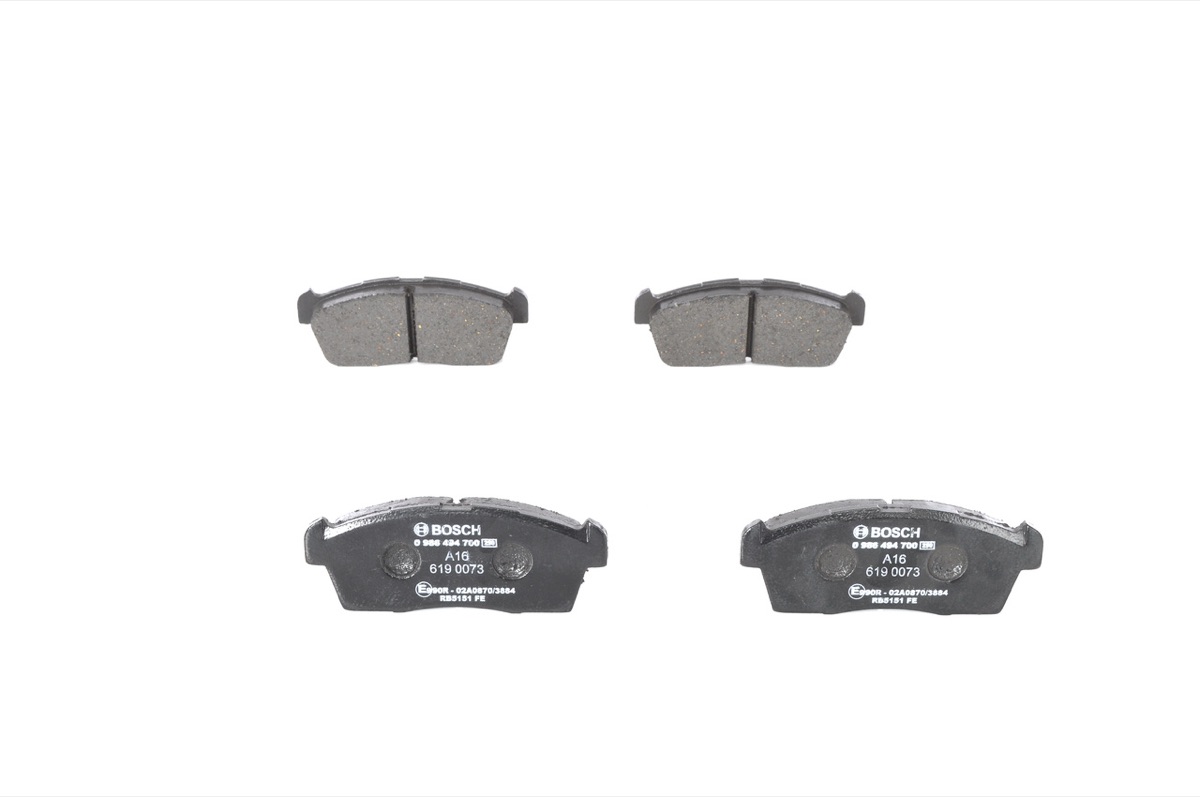 Bosch 0 986 494 700 Brake Pad Set