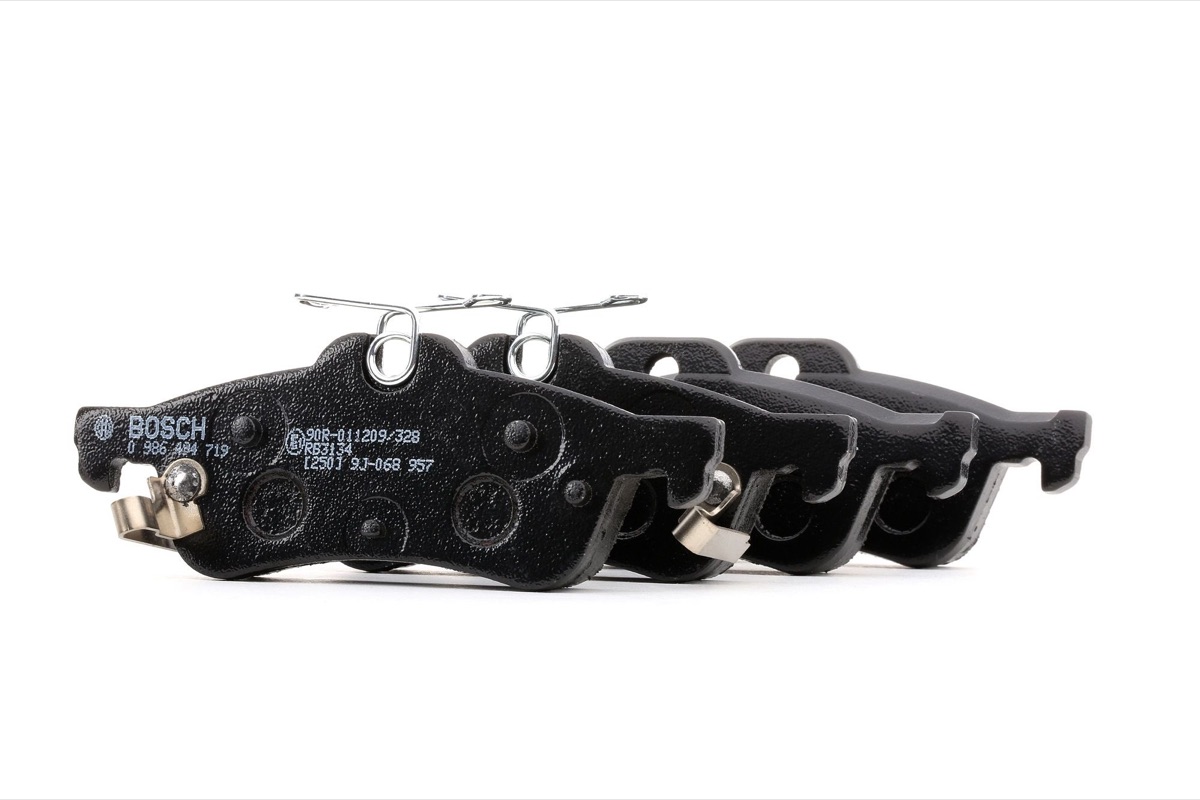 Bosch 0 986 494 719 Brake Pad Set