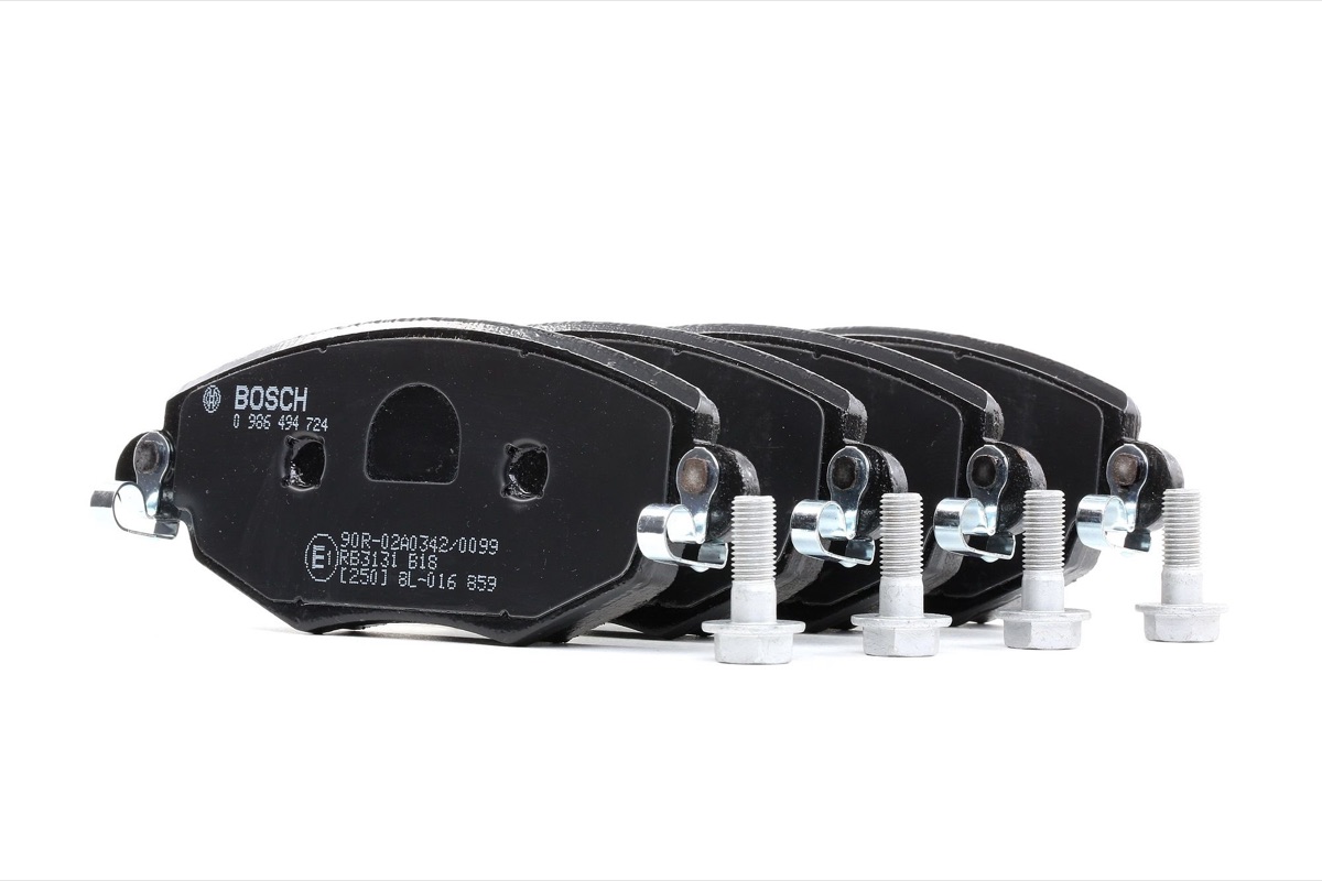 Bosch 0 986 494 724 Brake Pad Set