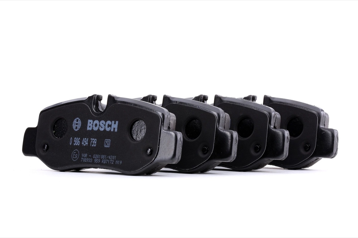 Bosch 0 986 494 739 Brake Pad Set