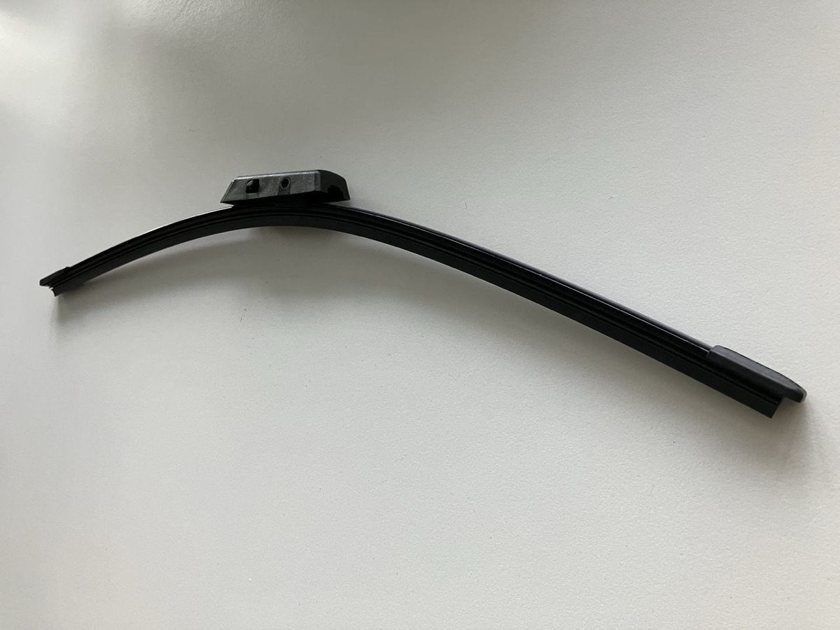 Bosch 3 397 016 063 Rear Wiper Blade — 300mm
