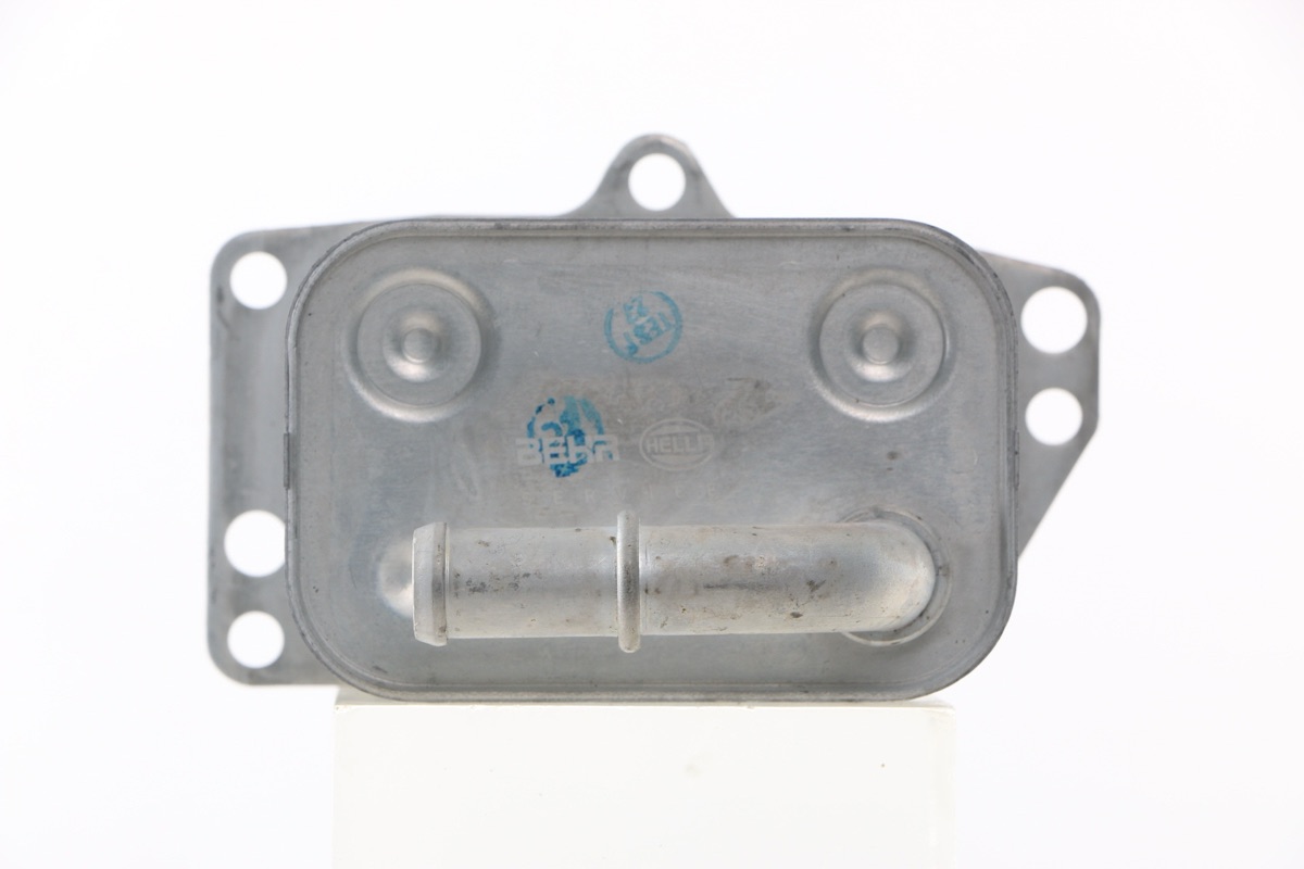 Mahle CLC 129 000S Engine Oil Cooler