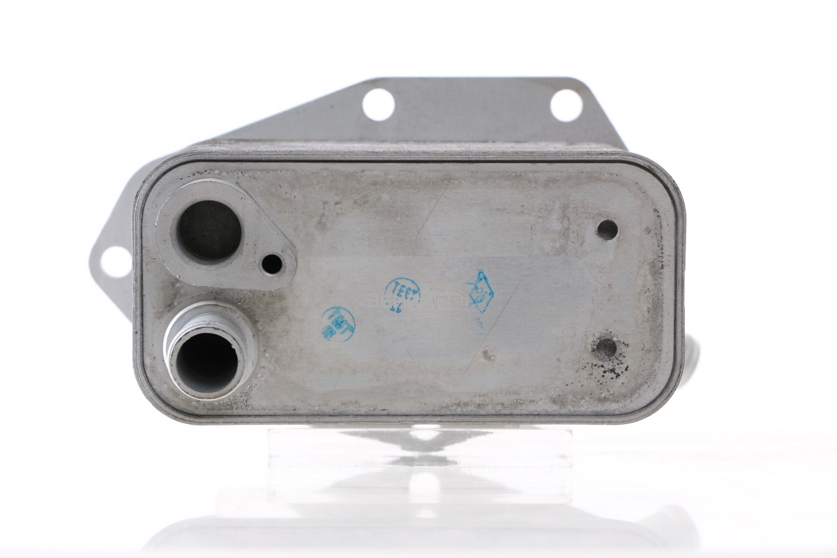 Mahle CLC 159 000S Engine Oil Cooler