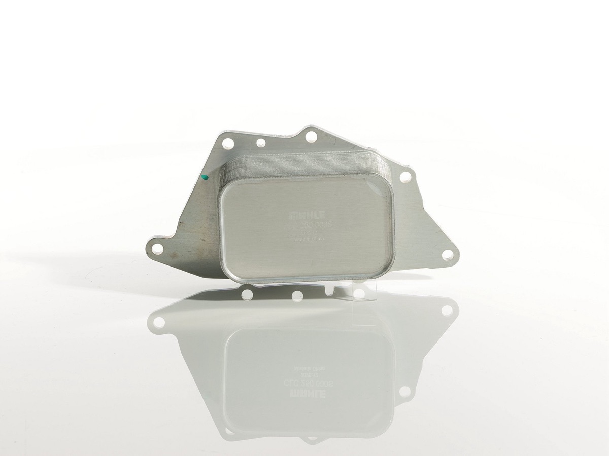 Mahle CLC 250 000S Engine Oil Cooler