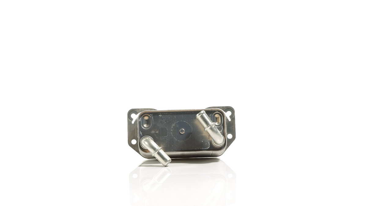 Mahle CLC 336 000P Engine Oil Cooler