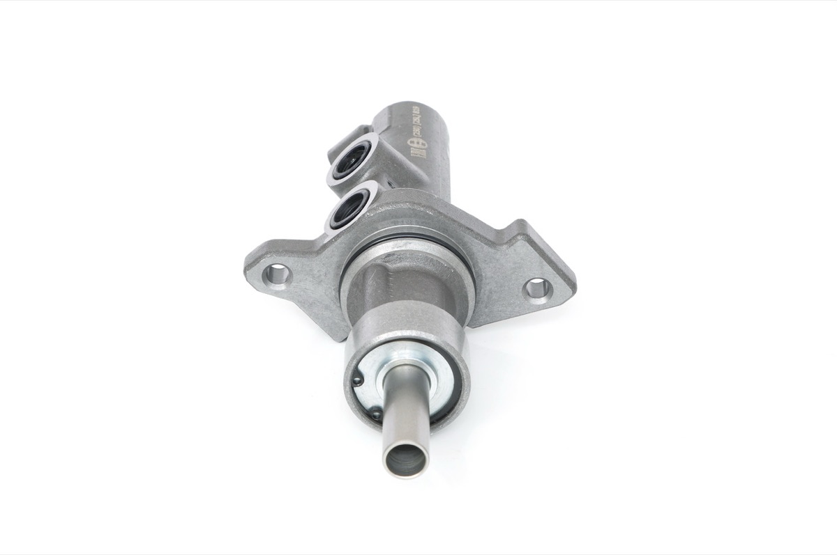 Bosch F 026 003 486 Brake Master Cylinder