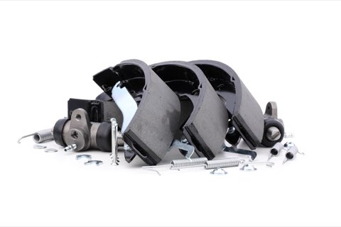 Bosch 0 204 113 596 Drum Brake Kit