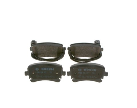 Bosch 0 986 424 057 Brake Pad Set, photo 3