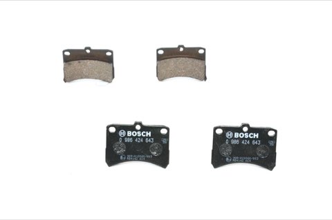 Bosch 0 986 424 643 Brake Pad Set, photo 2