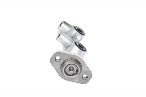 Bosch F 026 003 136 Brake Master Cylinder